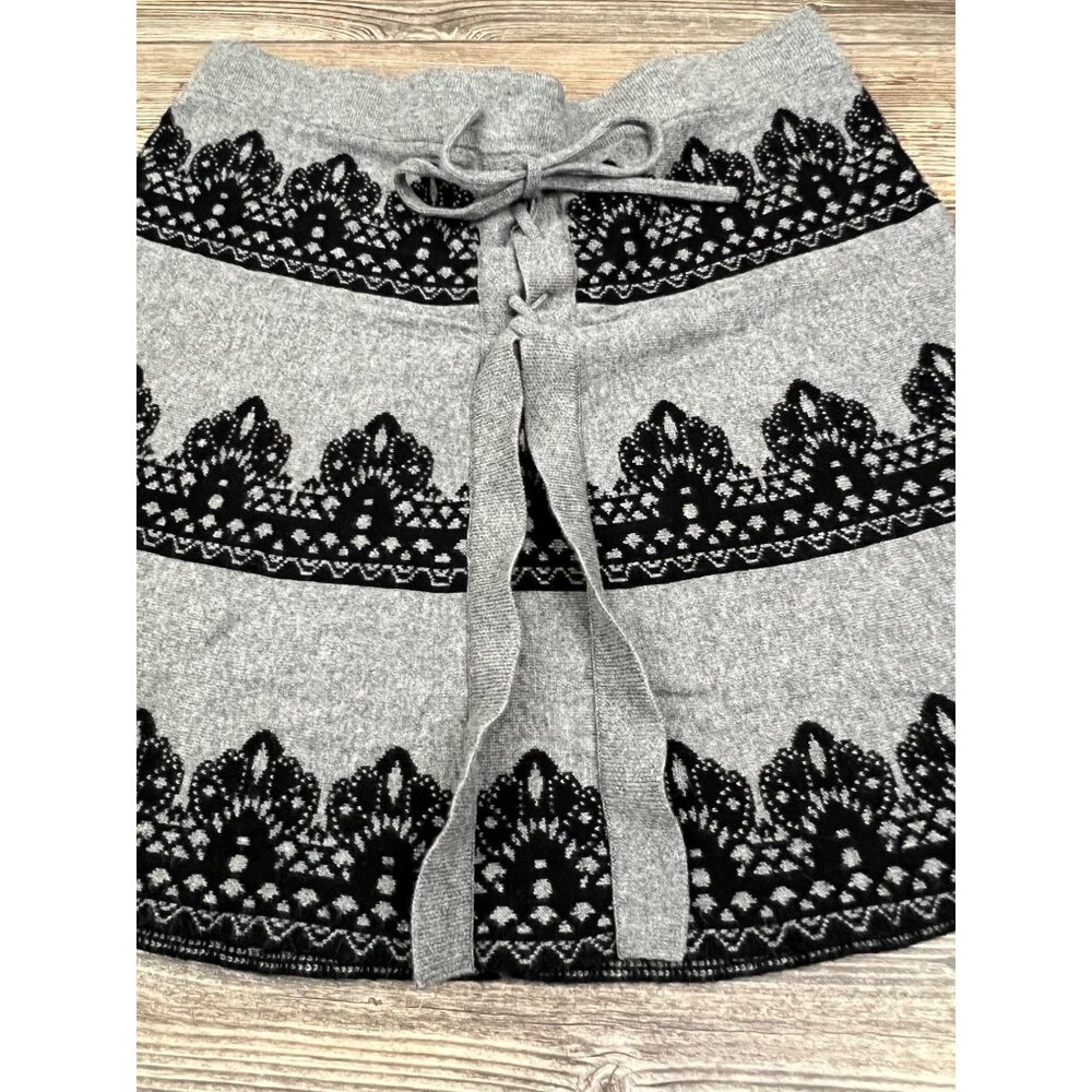 Candie's Knit Mini Skirt Size Medium Grey/Black Cotton/Rayon Pull-On A-Line - Picture 2 of 7